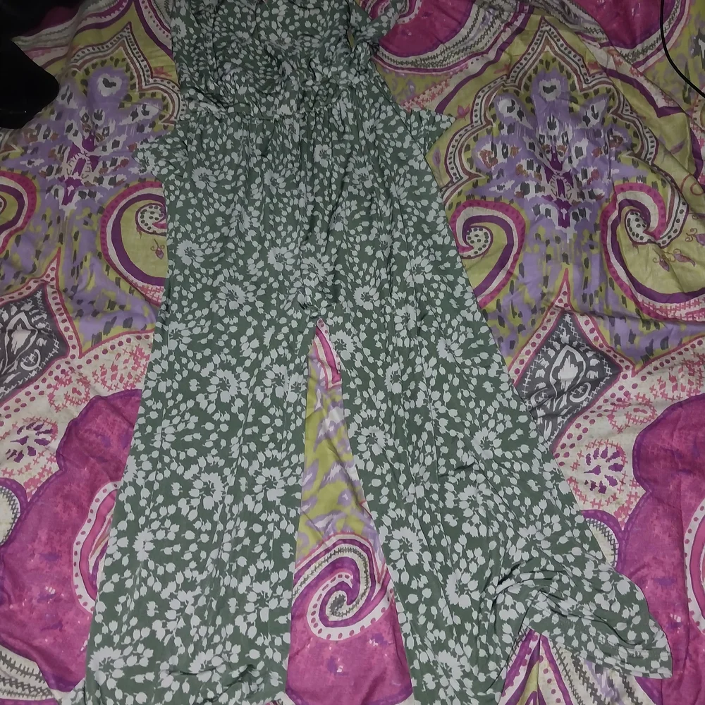 Kaileigh Sage Green Floral Wrap Jumpsuit Bin 09 - Picture 3 of 3